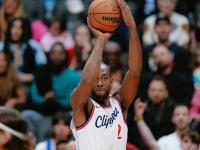 开云体育官网-包含猛龙遭遇连败，伦纳德复出状态佳的词条