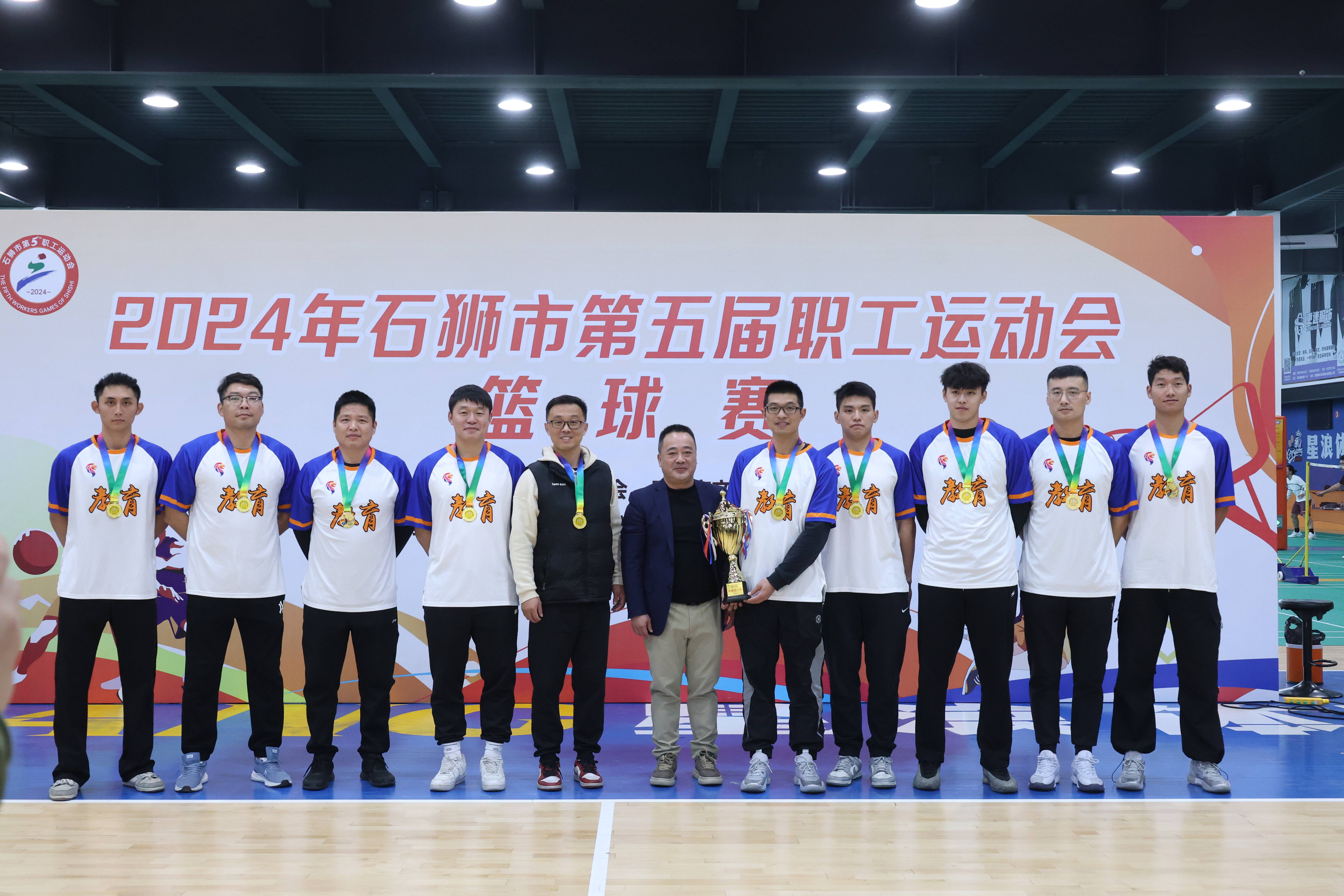 精准传球、精彩扣篮,助球队夺得胜利的简单介绍 精准传球、精彩扣篮,助球队夺得胜利的简单介绍