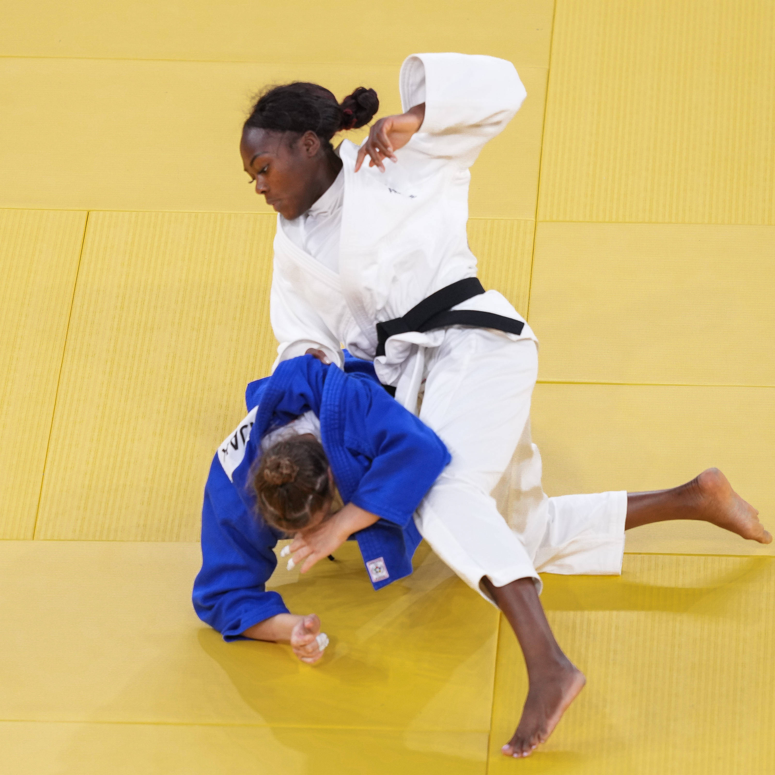 柔道项目中,法国选手实现逆袭 柔道项目中,法国选手实现逆袭