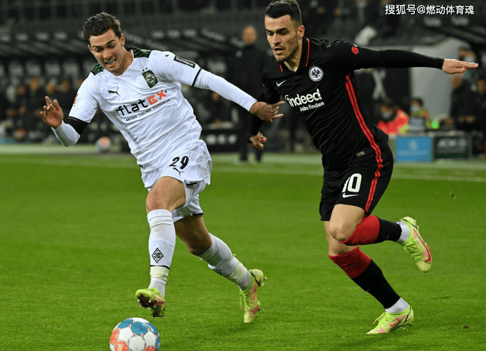 门兴格拉德巴赫在比赛中取胜 门兴格拉德巴赫在比赛中取胜