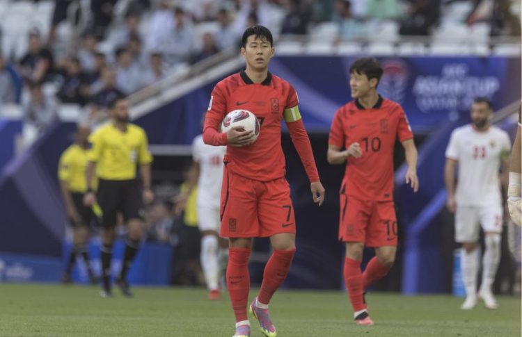 中亚球队在国际赛场上崭露头角