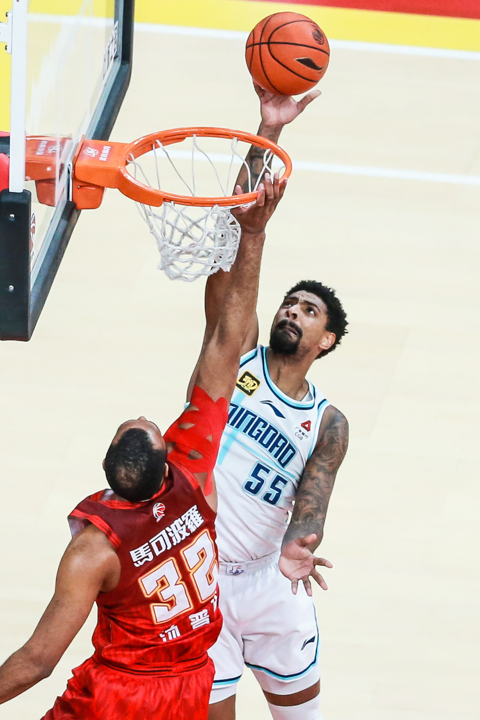 两支球队将在这场比赛中争夺胜利