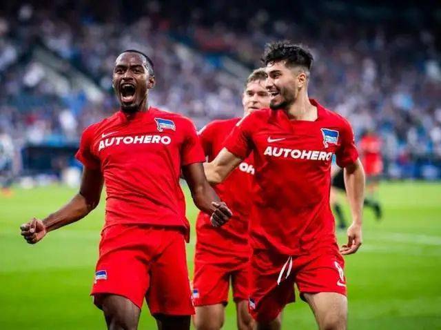 包含柏林赫塔负于对手,欧战席位渐行渐远的词条 包含柏林赫塔负于对手,欧战席位渐行渐远的词条