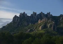 塞拉利昂篮球赛事异常激烈,强队竞逐争先 塞拉利昂篮球赛事异常激烈,强队竞逐争先