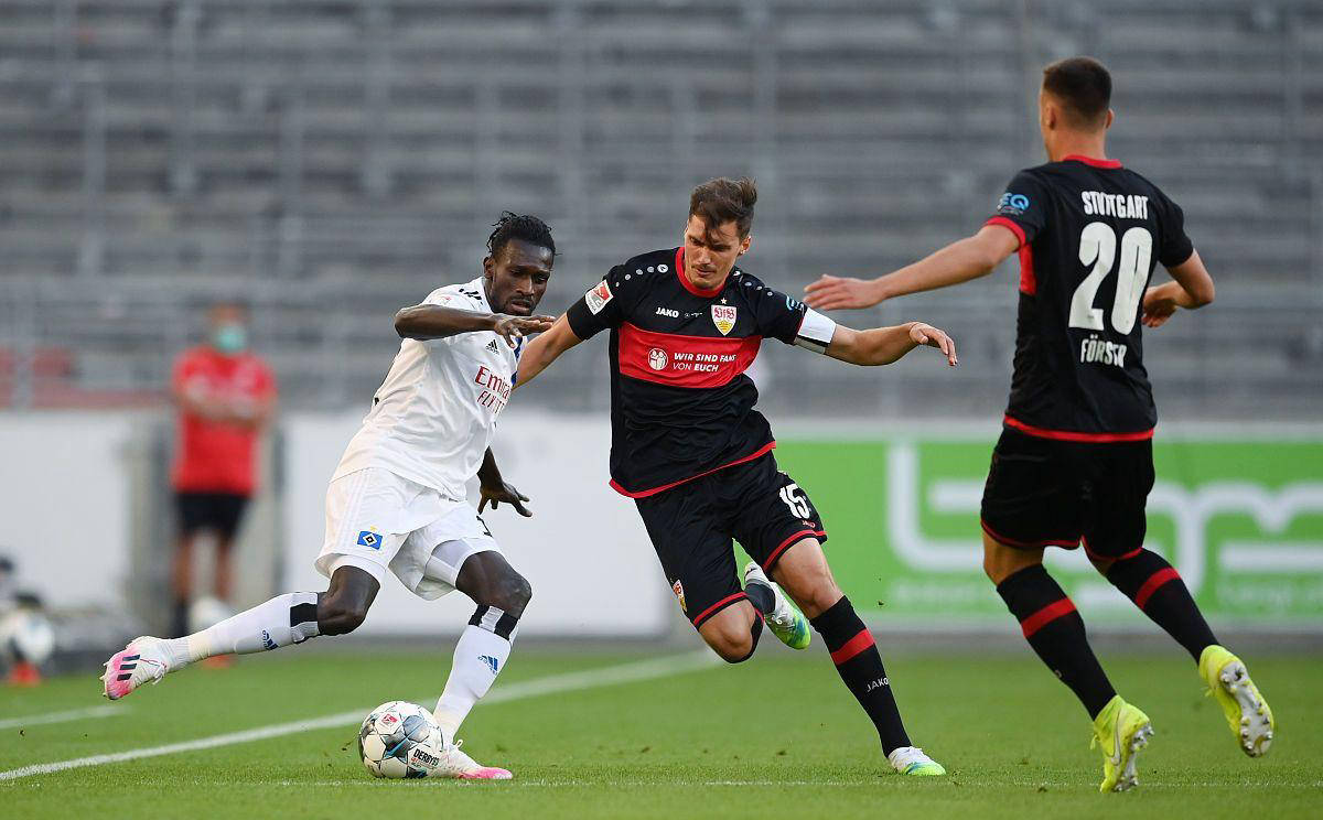 包含弗赖堡在主场坐镇，渴望夺取胜利的词条