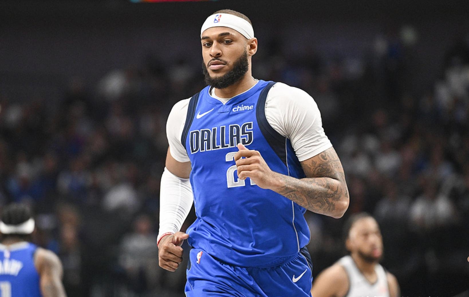 独行侠战胜篮网,近4战保持不败 独行侠战胜篮网,近4战保持不败