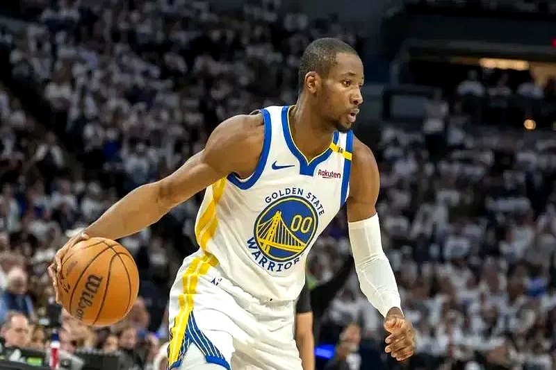 勇士连遭背水一战,主场收复颜面 勇士连遭背水一战,主场收复颜面