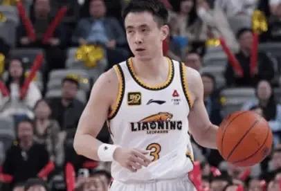 勇士惨败太阳,西部前四战局白热化 勇士惨败太阳,西部前四战局白热化