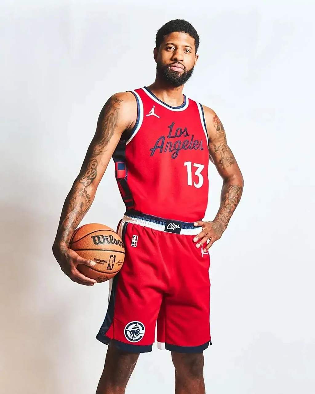 关于乔治上演绝杀,快船险胜湖人夺冠首秀的信息 关于乔治上演绝杀,快船险胜湖人夺冠首秀的信息