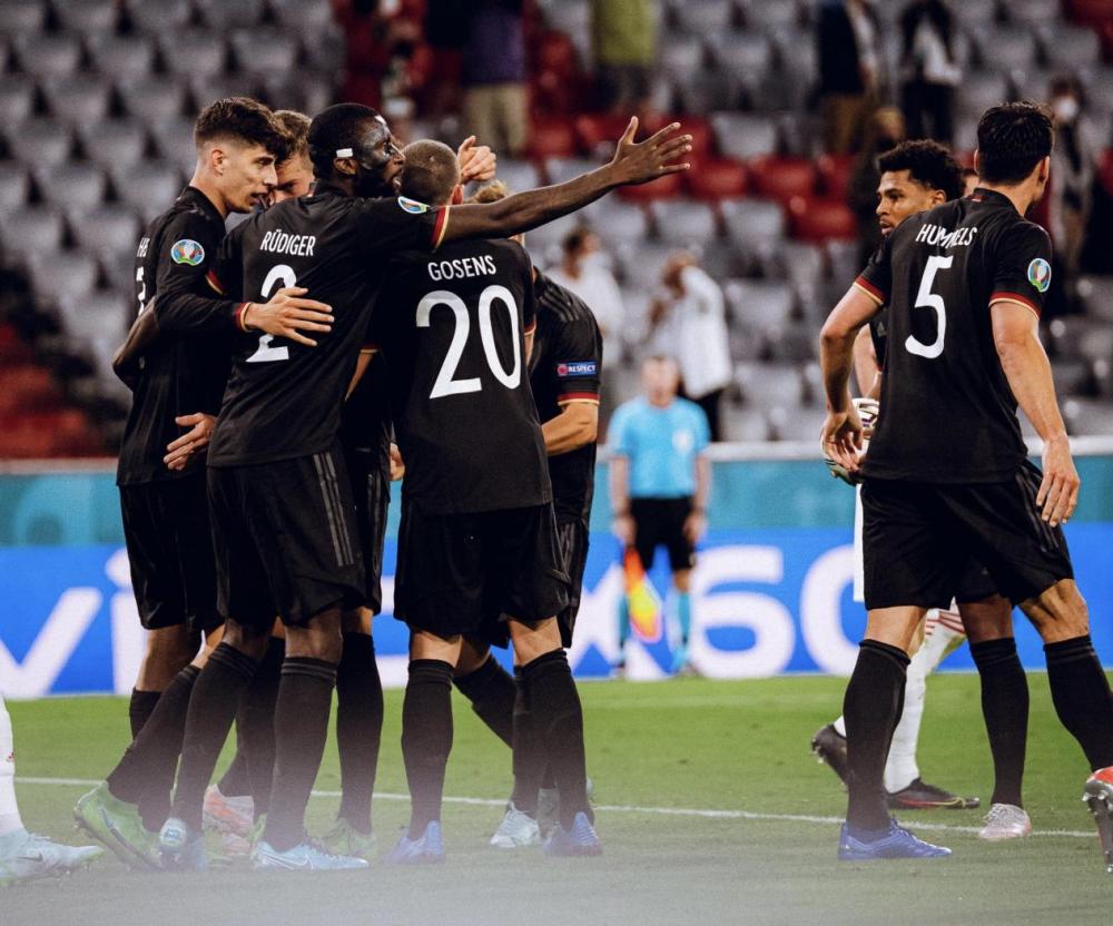 奥地利队横扫德国队，奥恰洛夫带队取胜